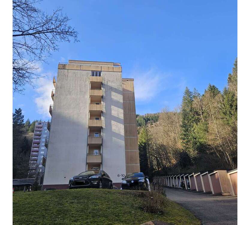 Wohnung zum Kaufen in Bad Herrenalb 190.000 € 92 m²
