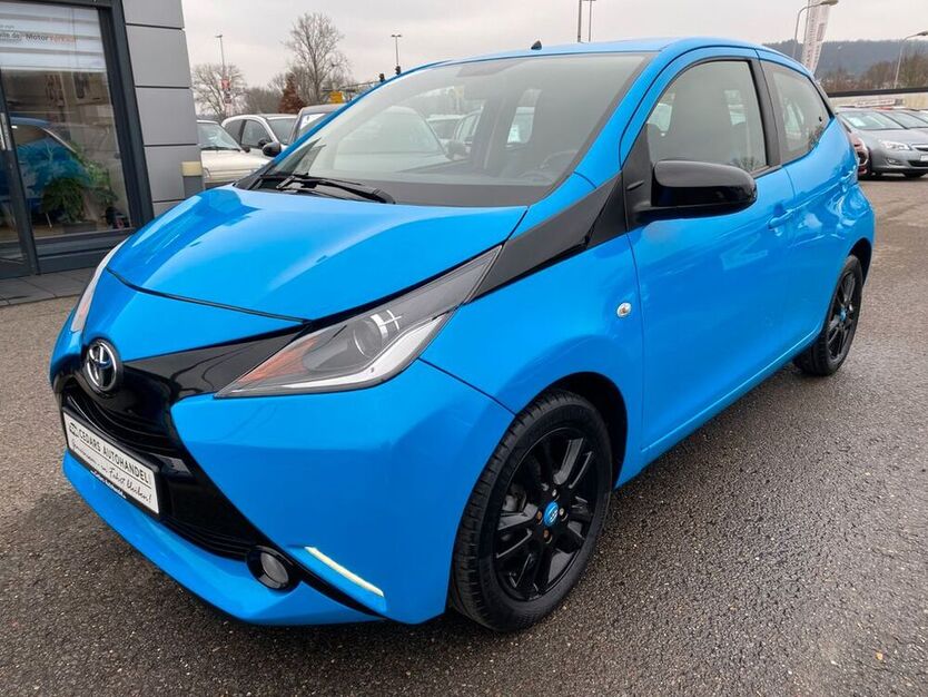 Aygo (X)