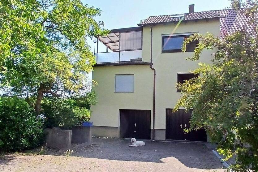 1-2 FAMILIENHAUS MIT POTENZIAL - OTTENHAUSEN