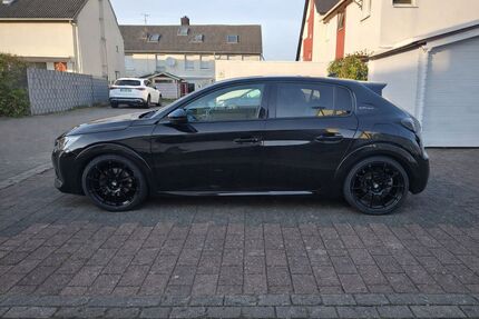 Peugeot 208 66.800 km 16.500 &euro; Eggenstein-Leopoldshafen 76344