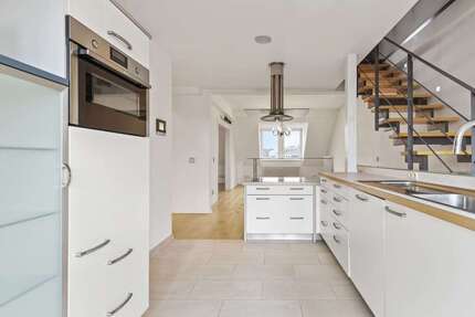 Wohnung zum Mieten in Karlsruhe 1.900 € 155 m²
