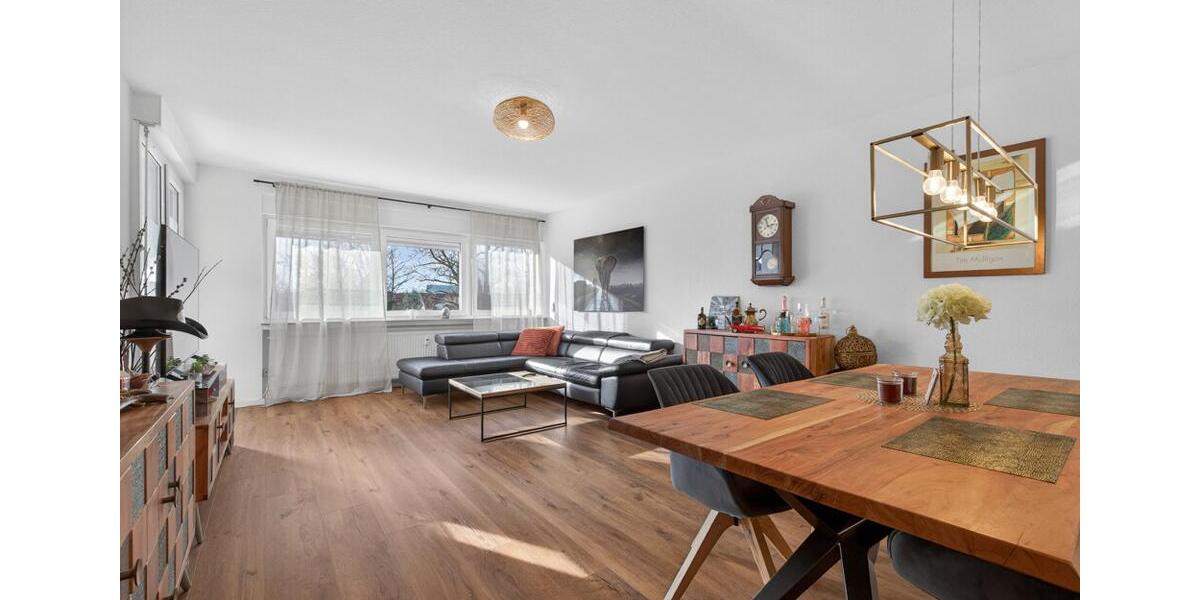 Helle 3-Zimmer-Wohnung mit Loggia & Einbauküche - Top Zustand 3 zimmer