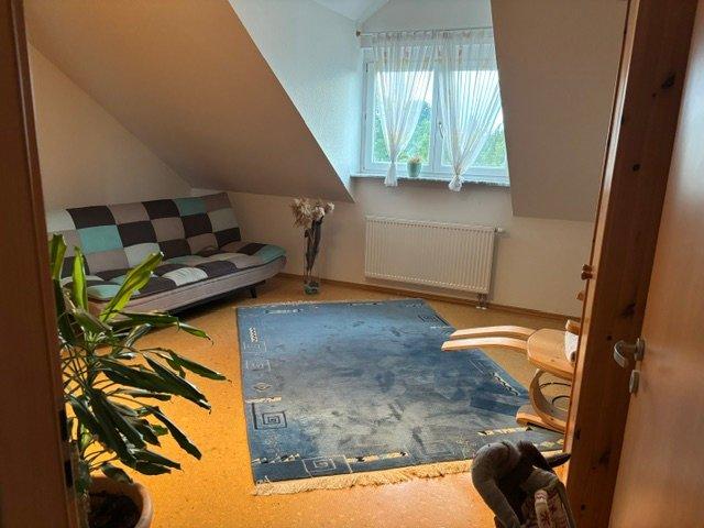 Einfamilienhaus Kieselbronn - 8 Zimmer, 200 m&sup2;, 759.000&euro; | Angebot:27120371