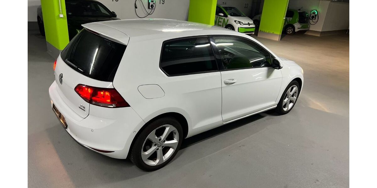 VW Golf 199.500 km 4.999 &euro; Pforzheim 75175