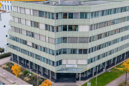 Voll klimatisiertes Büro im 5.OG mit 8 TG-Stellplätzen zimmer