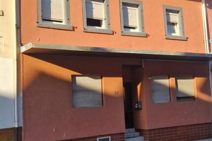 Haus Bretten - 8 Zimmer, 240 m&sup2;, 399.000&euro; | Angebot:24573009