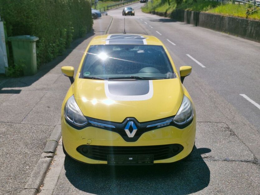 Renault Clio 98.002 km 3.990 € Birkenfeld bei Pforzheim 75217