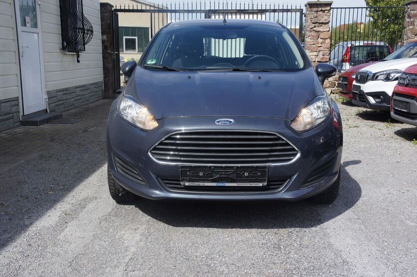 Ford Fiesta 123.000 km 5.200 € Malsch 76316
