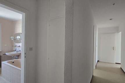 Wohnung Pforzheim Innenstadt - 2 Zimmer, 66 m&sup2;, 662&euro; | Angebot:27446687