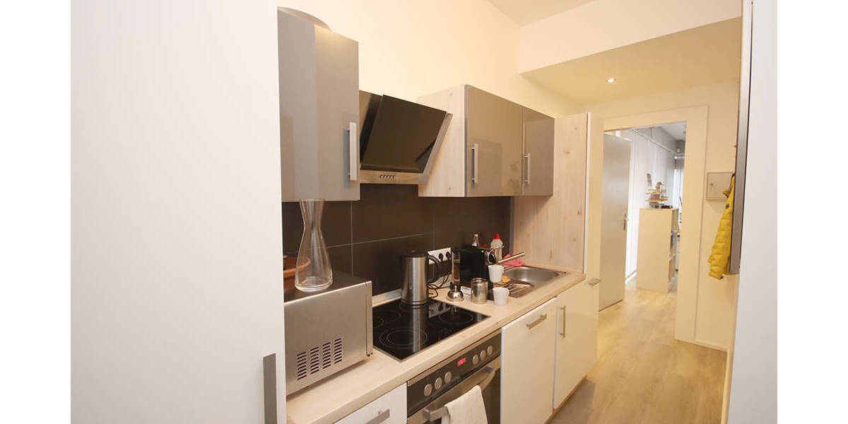 Gewerbeobjekt Baden-Baden Sandweier - 2 Zimmer, 104 m&sup2;, 470.000&euro; | Angebot:24140020