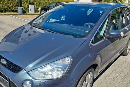 Ford S-Max 158.073 km 8.300 &euro; Rastatt 76437