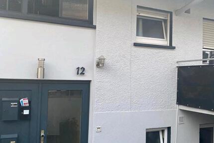 Haus Ispringen - 6 Zimmer, 235 m&sup2;, 470.000&euro; | Angebot:26071652