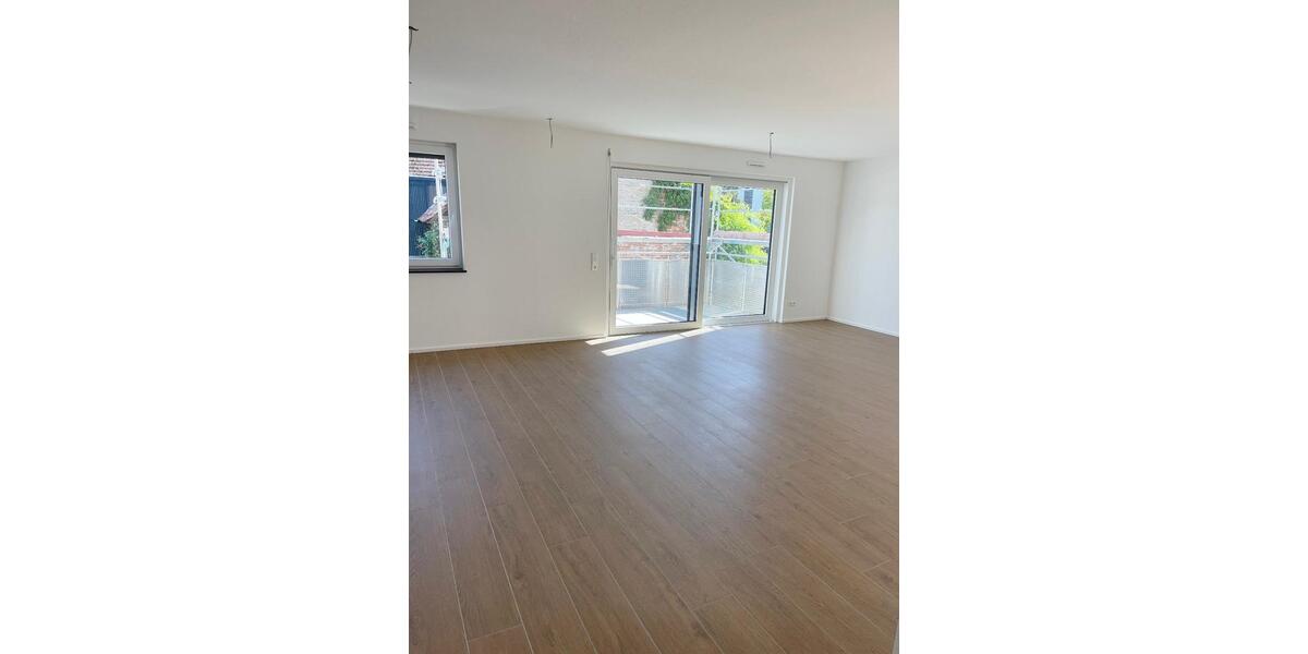 Etagenwohnung Steinweiler - 4 Zimmer, 112 m&sup2;, 1.395&euro; | Angebot:26481102