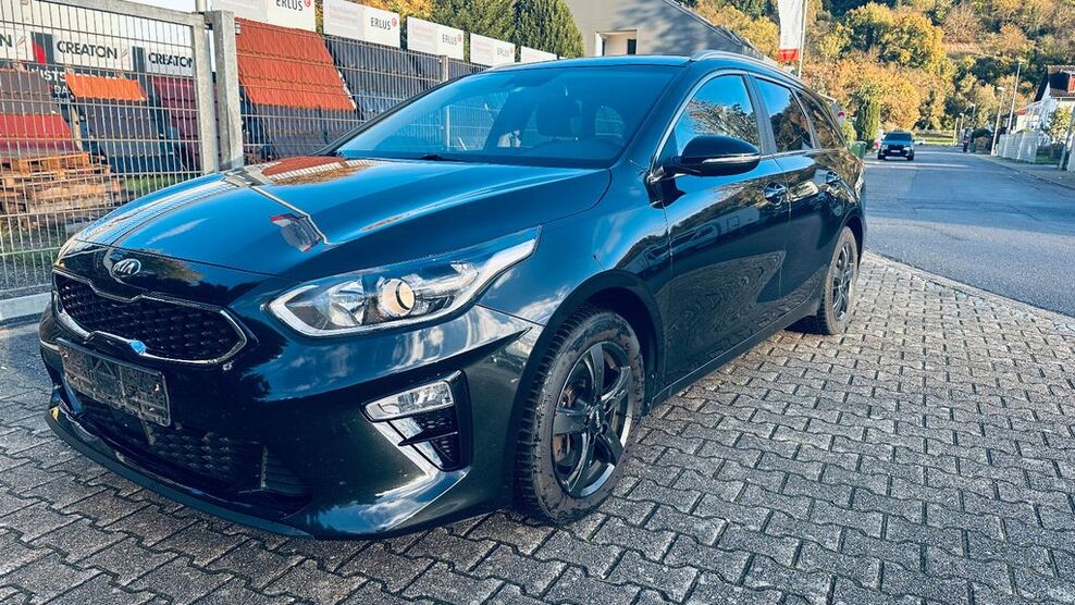 Kia ceed / Ceed 149.000 km 10.900 € Bruchsal OT Untergrombach 76646