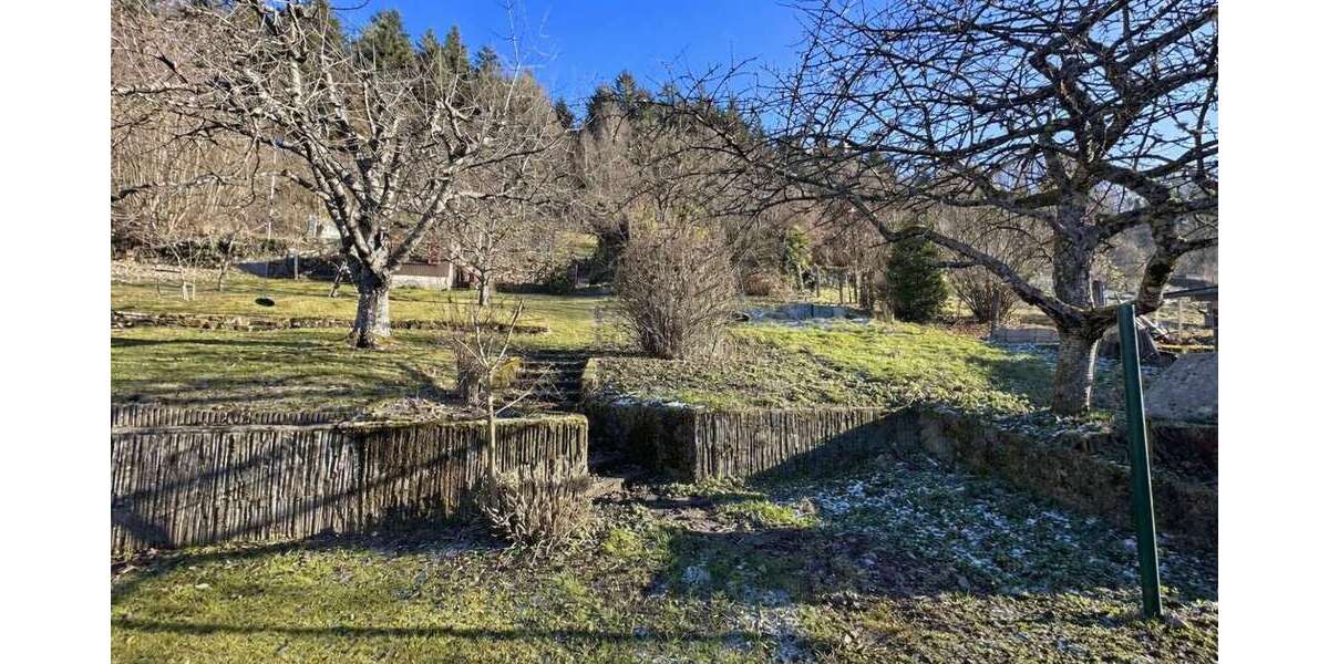 Etagenwohnung Höfen an der Enz - 5 Zimmer, 183 m&sup2;, 369.000&euro; | Angebot:25626084