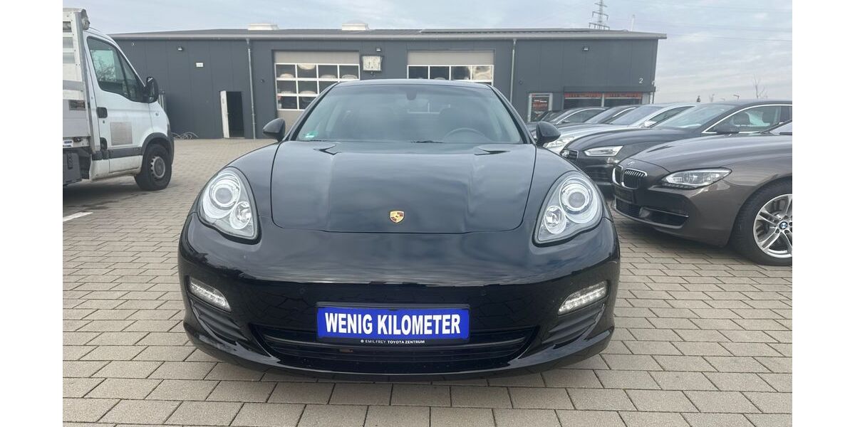 Porsche Panamera 77.600 km 28.990 &euro; Knittlingen 75438