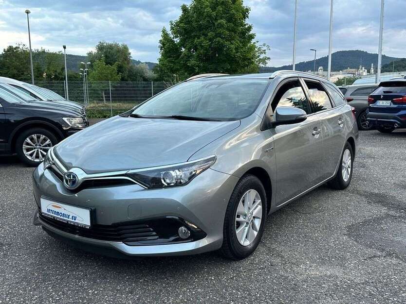 Auris