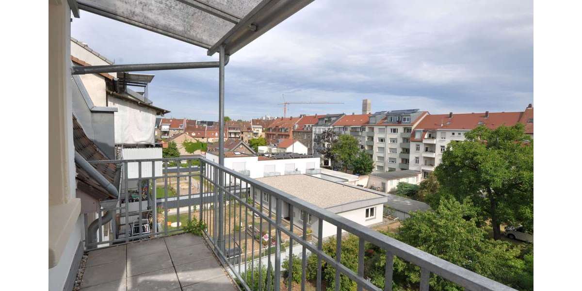 Etagenwohnung Karlsruhe Beiertheim-Bulach - 4 Zimmer, 118 m&sup2;, 1.700&euro; | Angebot:27079918