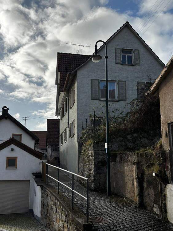 Aktionspreis= Aktionspaket: ....2 Gebäude incl Bauplatz zum Sonderpreis! Handwerker aufgepasst!!.... 5 zimmer