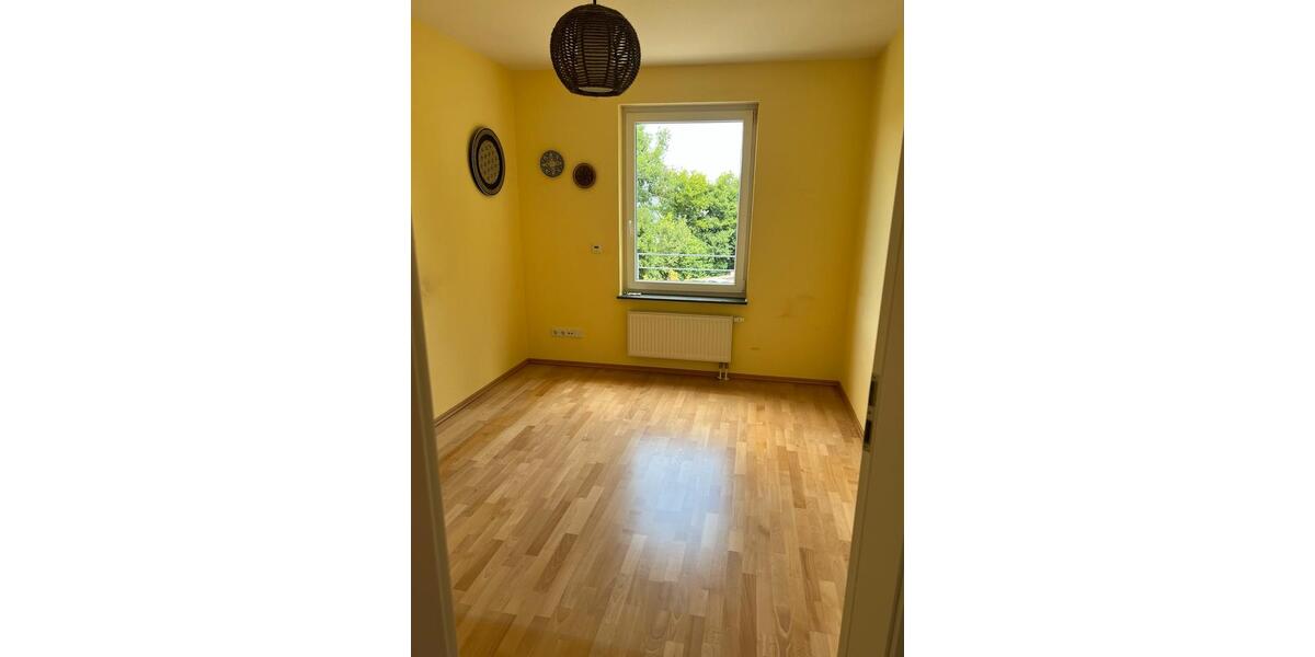 Helle 4 Zimmer Wohnung 100 m² in Waldbronn Reichenbach 4 zimmer