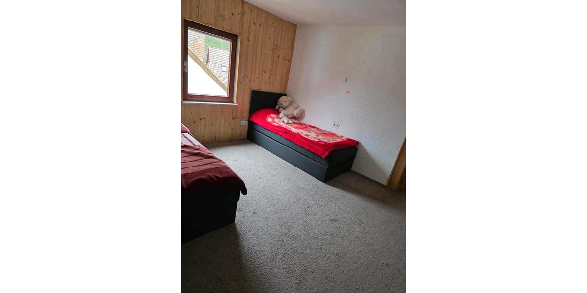 Mehrfamilienhaus, Wohnhaus Gernsbach - 14 Zimmer, 328 m&sup2;, 365.000&euro; | Angebot:26961269