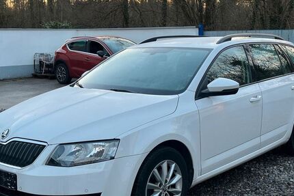Skoda Octavia 142.236 km 8.950 &euro; Karlsruhe 76133