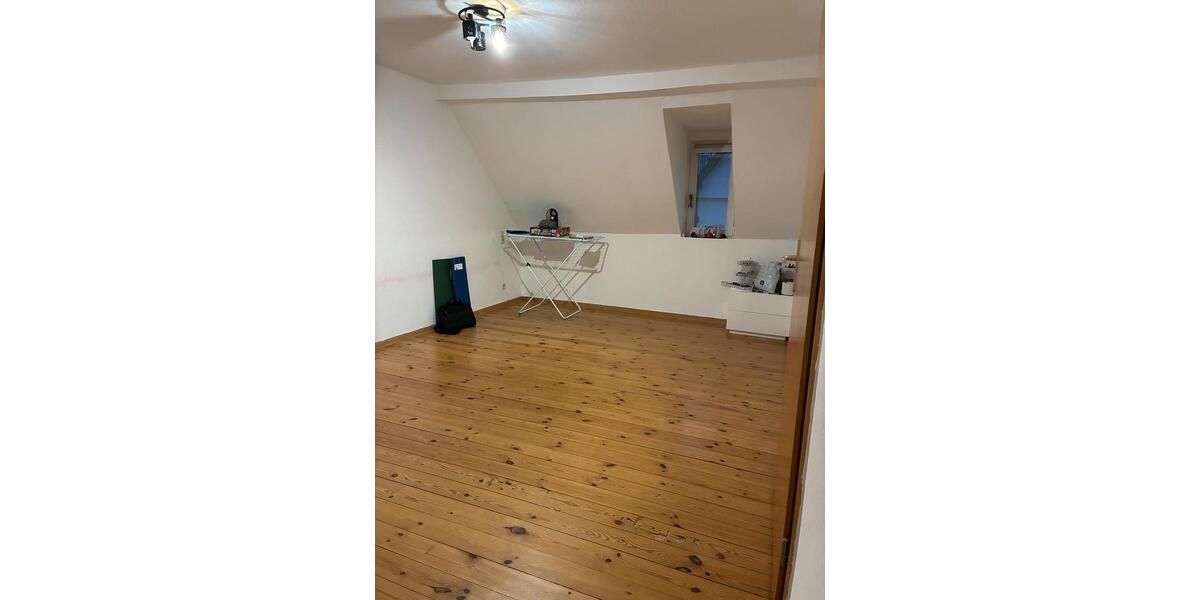 Dachgeschoßwohnung Pforzheim Eutingen - 2 Zimmer, 49 m&sup2;, 530&euro; | Angebot:26127064