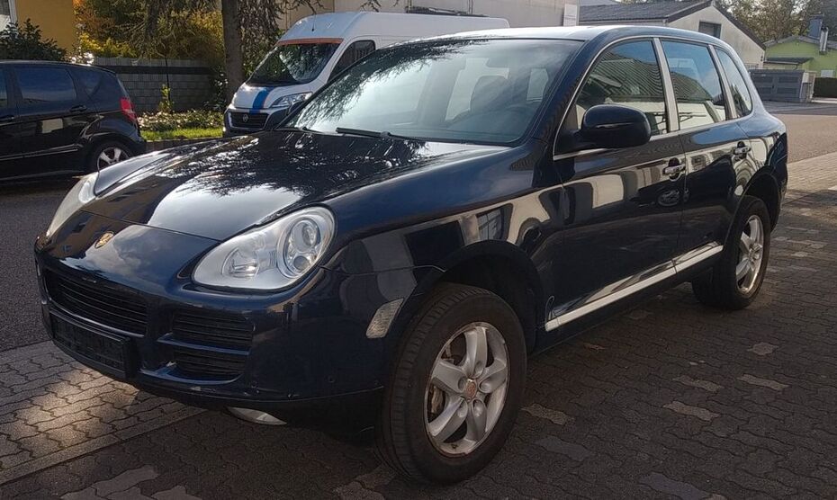 Porsche Cayenne 204.486 km 3.900 € Stutensee 76297