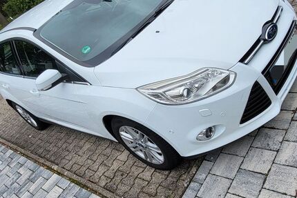 Ford Focus 205.600 km 4.500 € Rastatt 76437