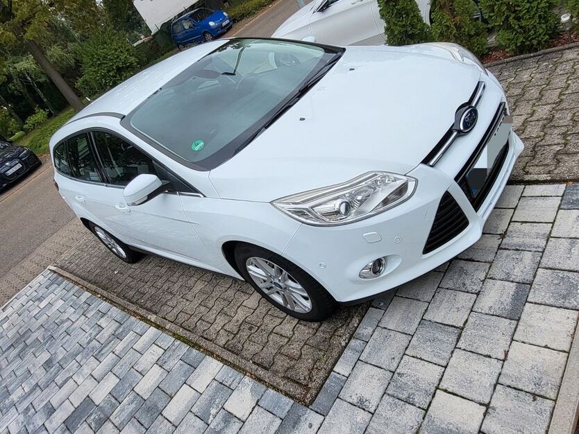 Ford Focus 205.600 km 4.500 € Rastatt 76437