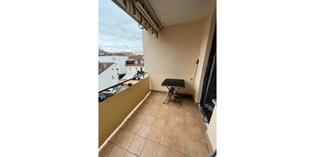 Etagenwohnung Pforzheim Weststadt - 3 Zimmer, 70 m&sup2;, 230.000&euro; | Angebot:25446663