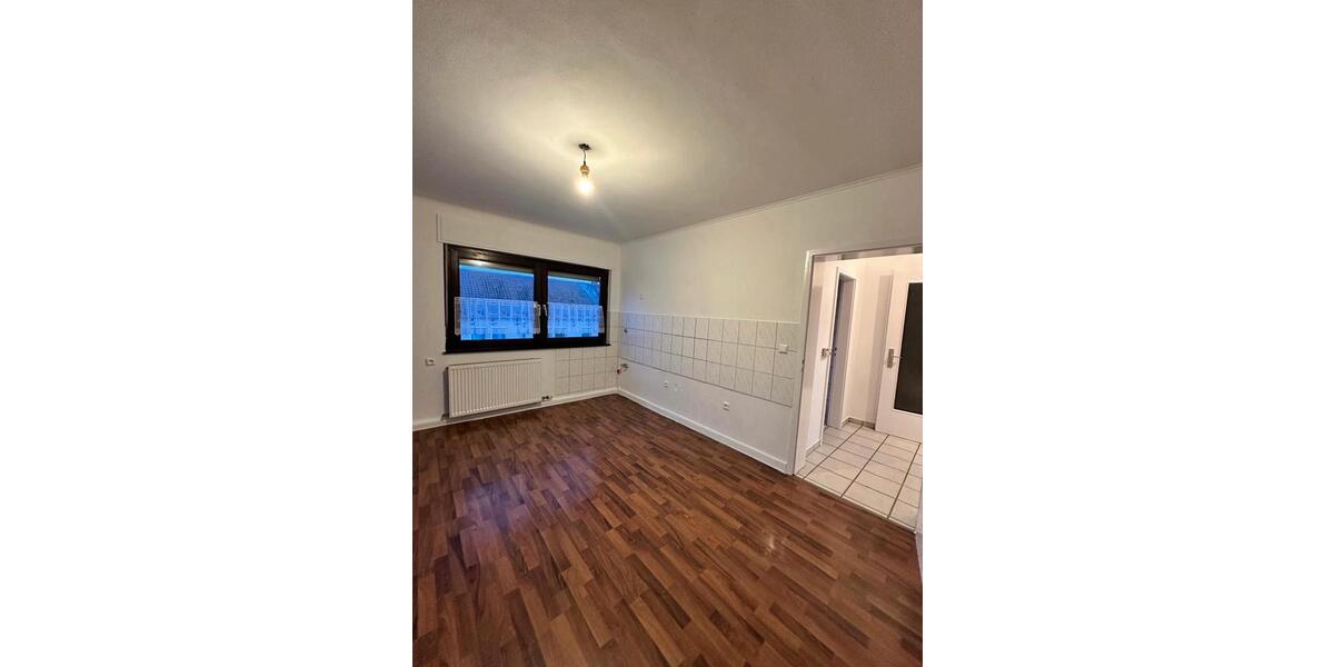 Etagenwohnung Philippsburg - 2 Zimmer, 65 m&sup2;, 1.300&euro; | Angebot:25716838