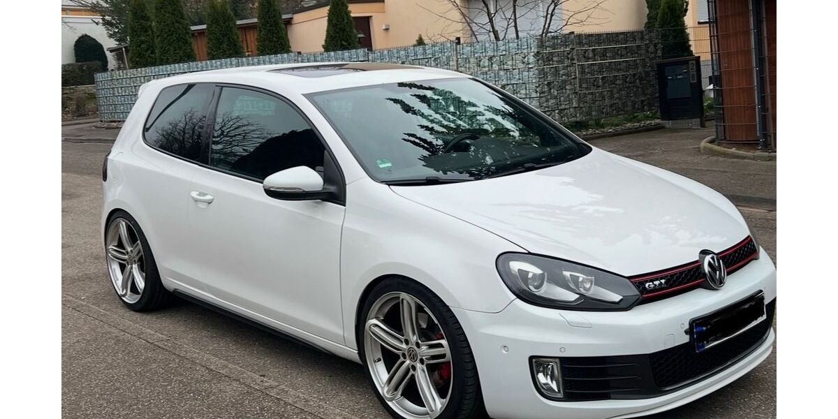 VW Golf 193.000 km 9.490 &euro; Pforzheim 75181