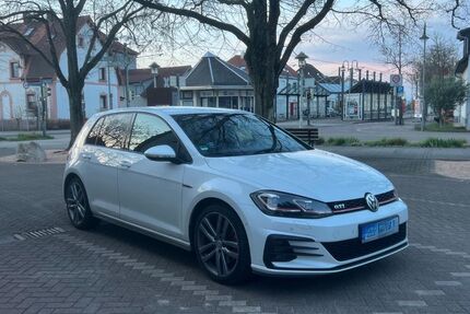 VW Golf 77.600 km 22.599 &euro; Karlsruhe 76227