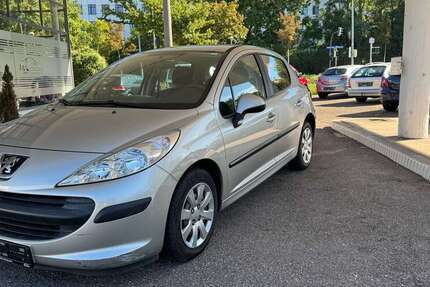 Peugeot 207 79.000 km 3.600 € Karlsruhe 76187