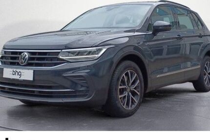 VW Tiguan 50.300 km 24.780 &euro; Ettlingen 76275