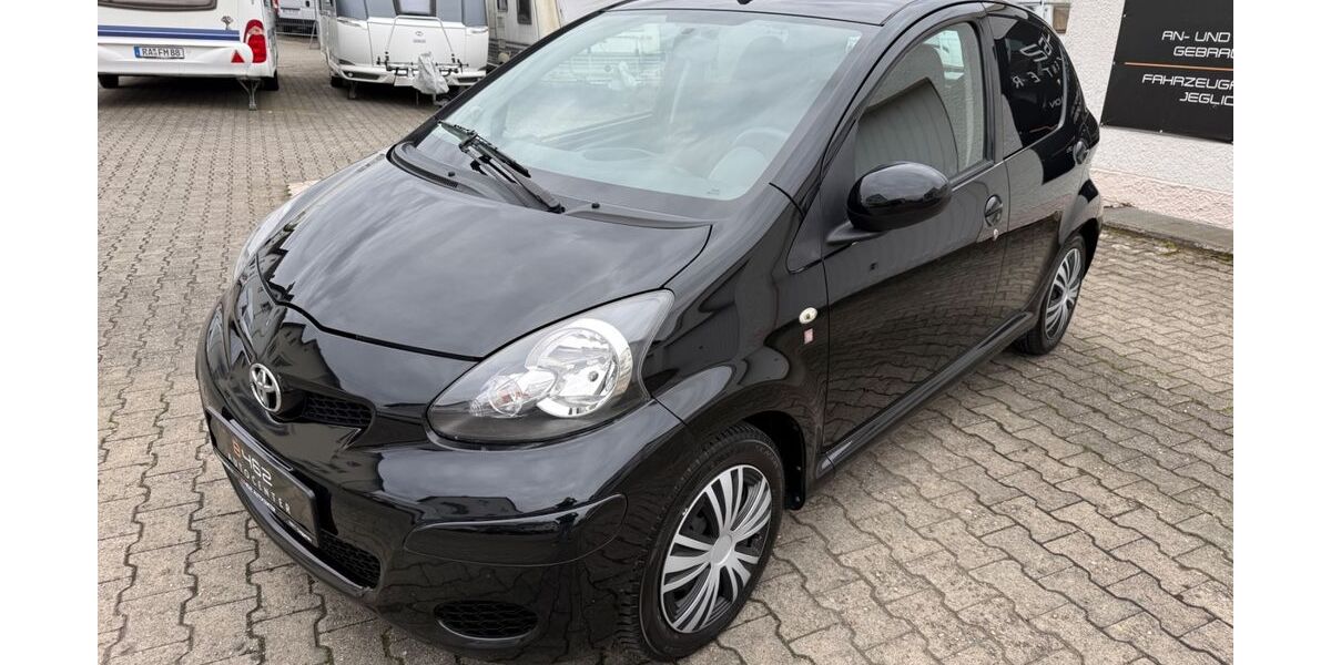 Toyota Aygo (X) 112.000 km 3.980 &euro; Gaggenau 76571