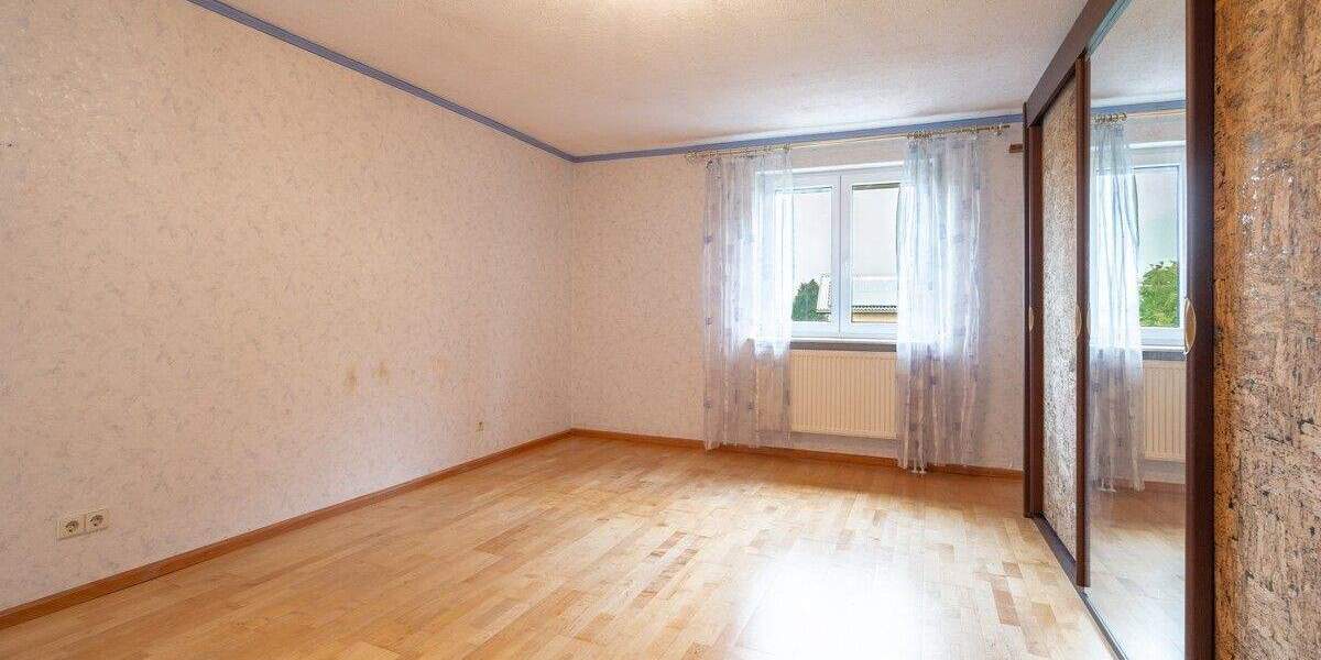 Einfamilienhaus Linkenheim-Hochstetten / Hochstetten Hochstetten - 5 Zimmer, 176 m&sup2;, 610.000&euro; | Angebot:25706111