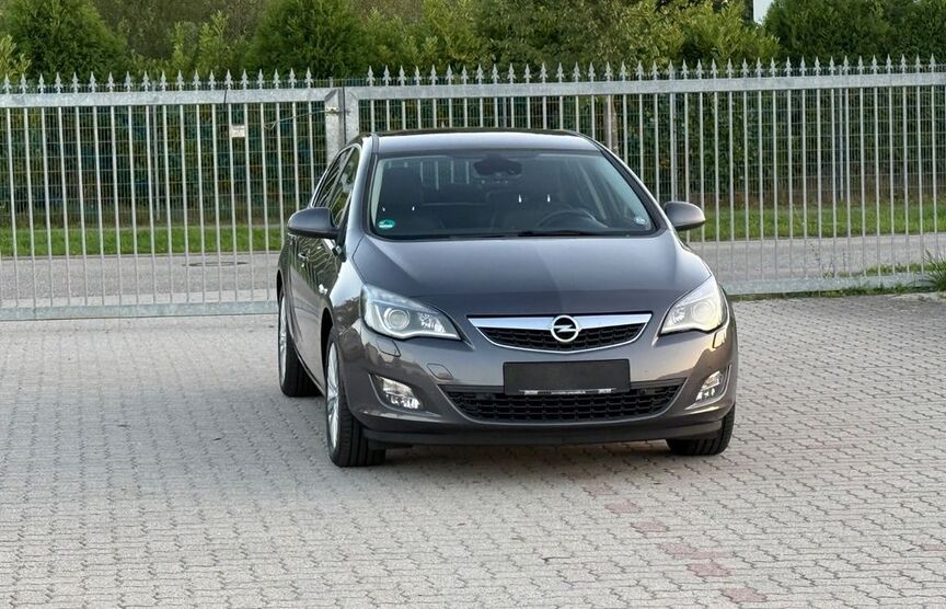 Opel Astra 215.000 km 3.799 € Kandel 76870