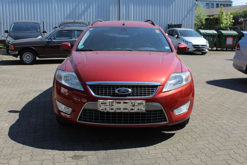 Ford Mondeo 183.000 km 1.799 € Karlsruhe 76189