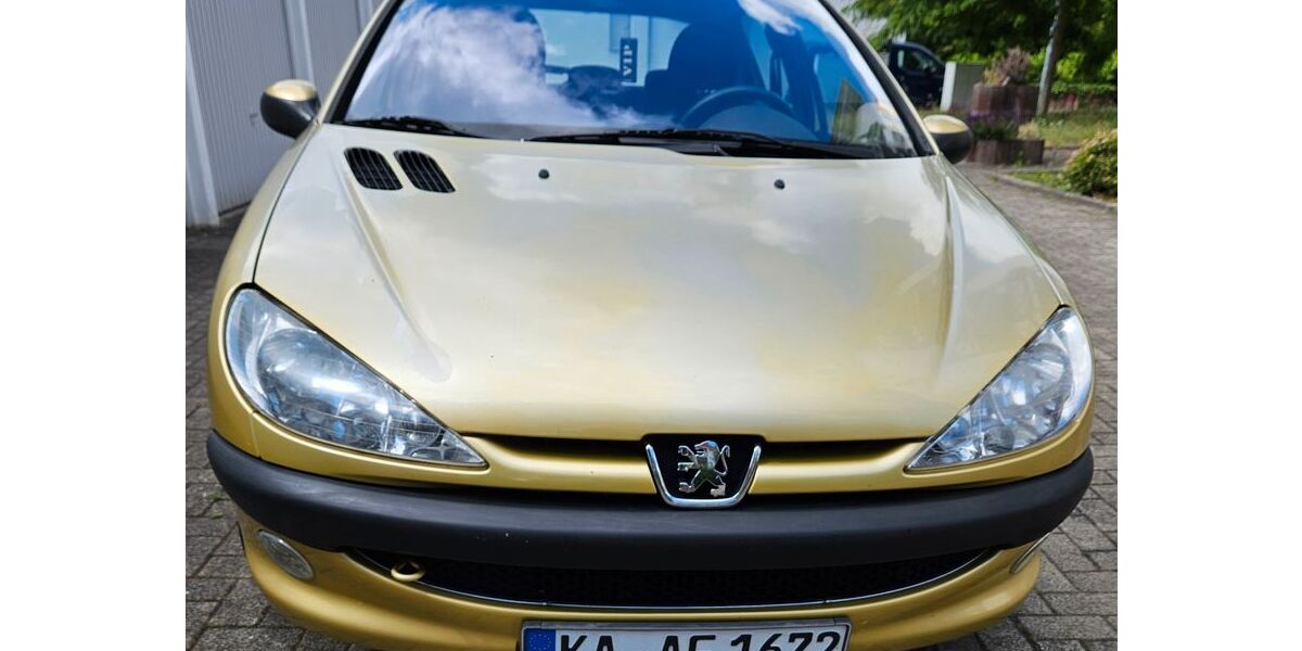 Peugeot 206 108.000 km 1.800 &euro; Rheinstetten 76287