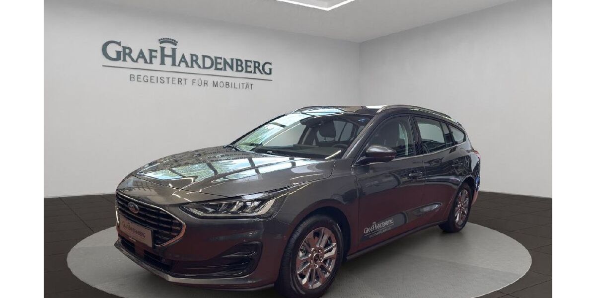 Ford Focus 4.900 km 29.980 € Karlsruhe 76185