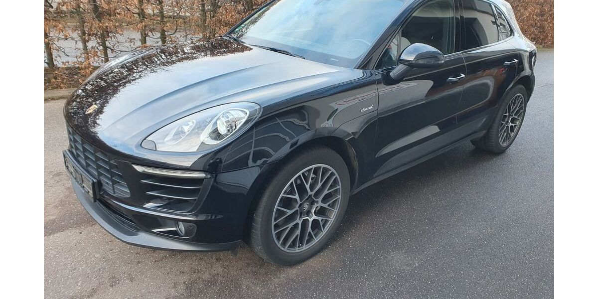 Porsche Macan 219.000 km 25.700 &euro; Pforzheim 75179