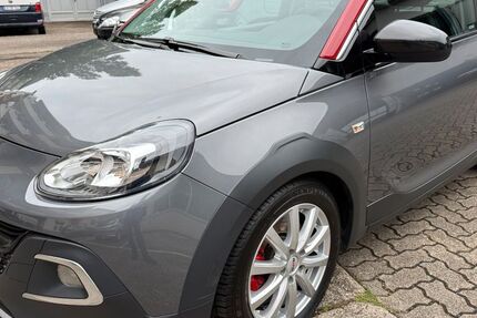 Opel Adam 40.481 km 10.900 &euro; Karlsruhe 76185