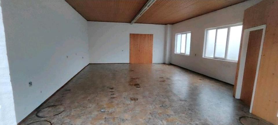 Büro oder Lagerfläche zuvermieten zimmer