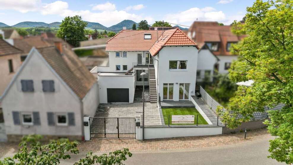 Haus zum Kaufen in Godramstein 595.000 € 216 m²