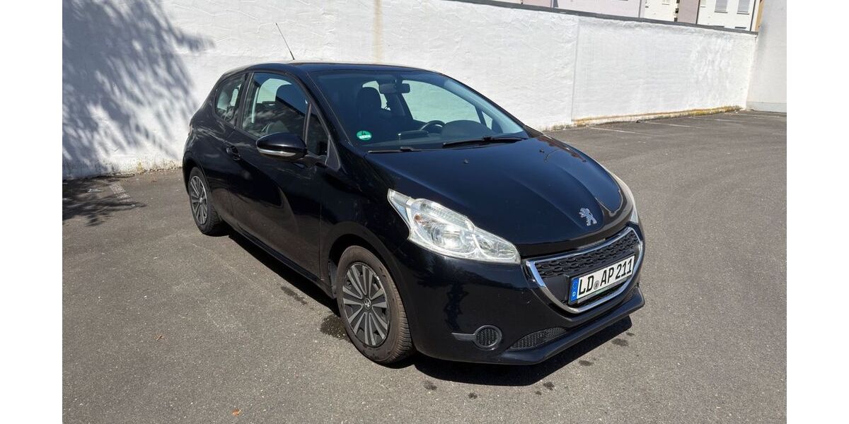 Peugeot 208 166.510 km 3.700 &euro; Landau in der Pfalz 76829