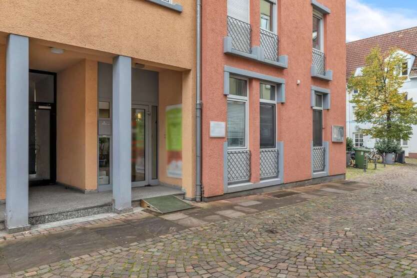 Büro in Ettlingen 317.000 € 91.8 m²