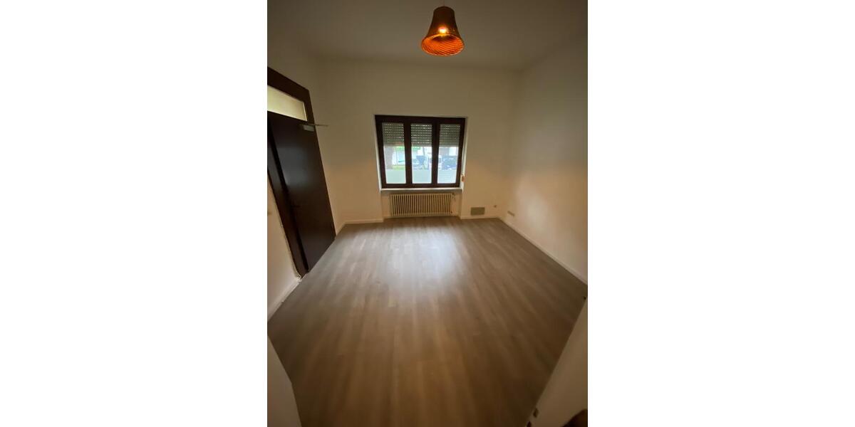 Erdgeschoßwohnung Pforzheim Weststadt - 2 Zimmer, 65 m&sup2;, 590&euro; | Angebot:25253396