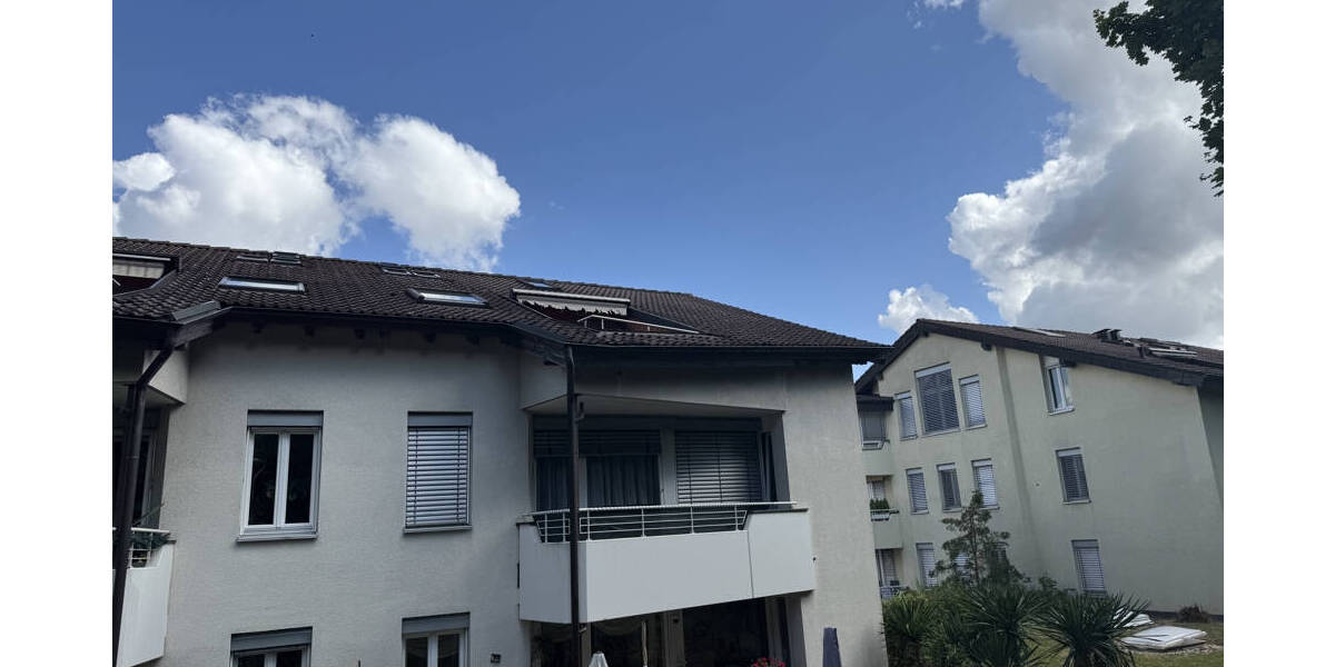 Charmante Dachgeschoßwohnung mit Terrasse und Tiefgaragenstellplatz + Keller am Wildpark Pforzheim 3 zimmer